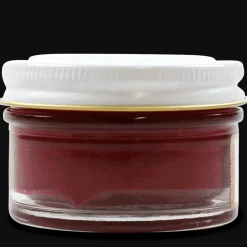 Red Opera Cream